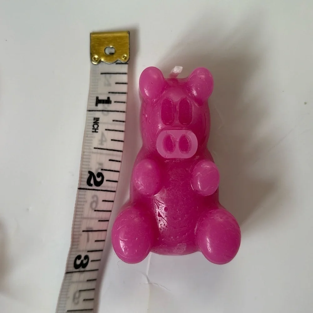🍭Pink little piglets -Shaped Candles🧁